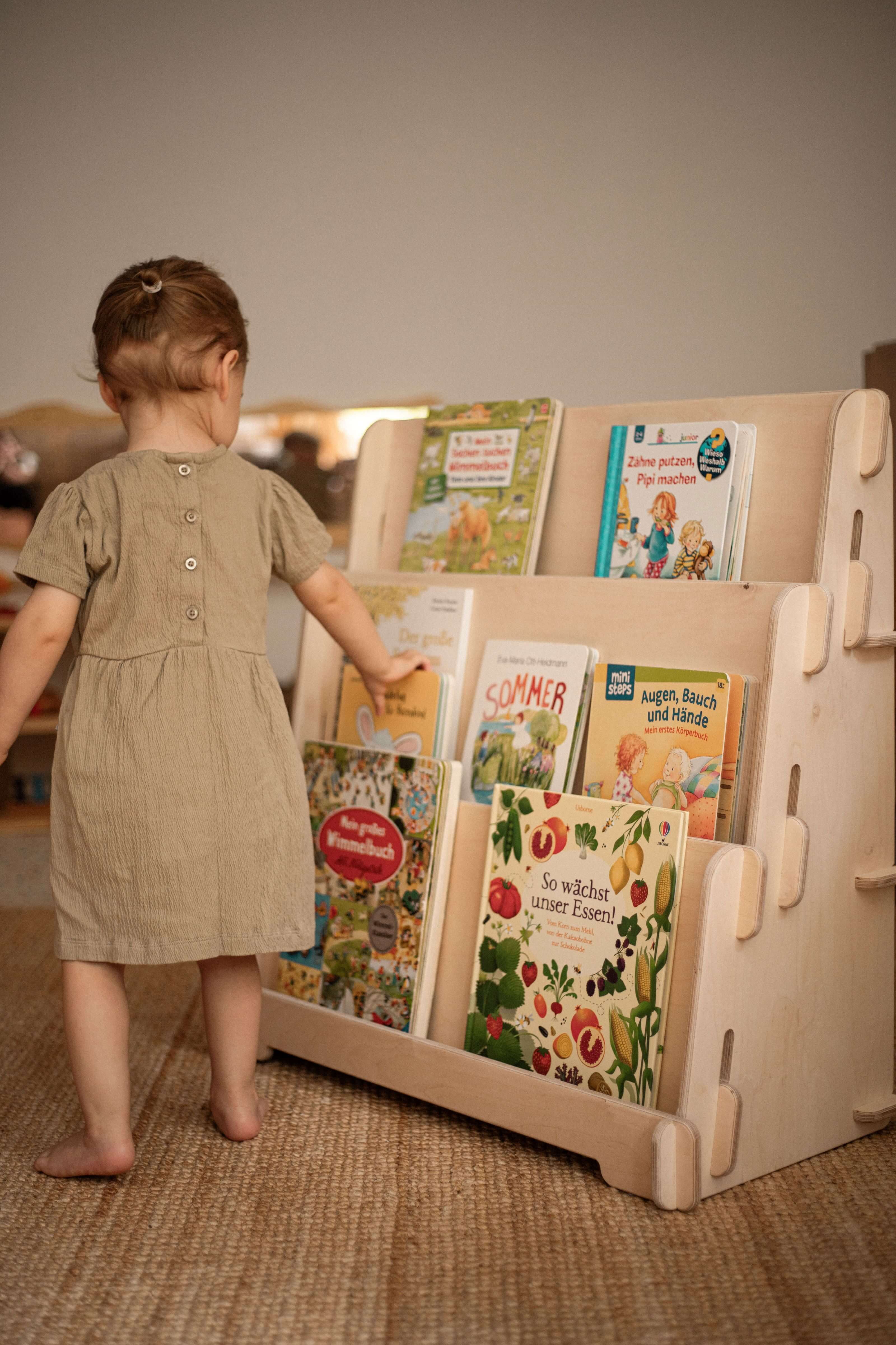 Montessori Möbel von selvaro