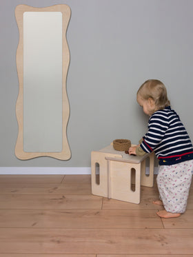 Montessori Baby- und Kinderspiegel Mira